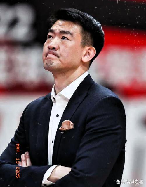 媒体人:主帅离开可能对板凳末端年轻人影响最大 小杨的路不平坦