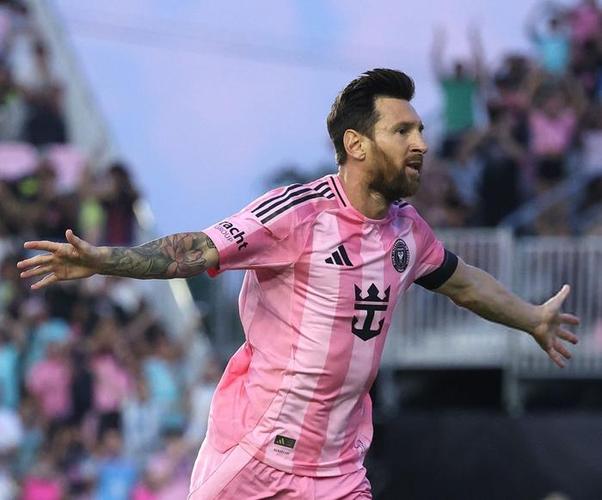 季后赛-迈阿密vs纳什维尔首发:梅西领衔,苏亚雷斯、德保罗先发