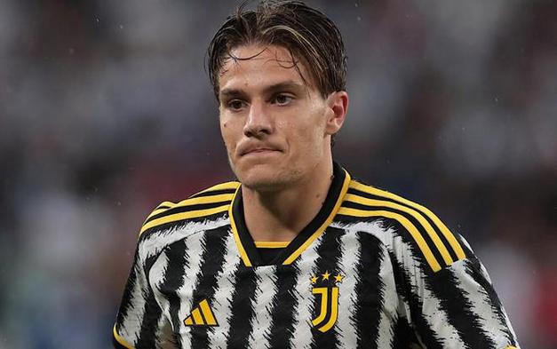 迪马:尤文图斯确定斯帕莱蒂成为新帅,1+1合同将在数小时内签约