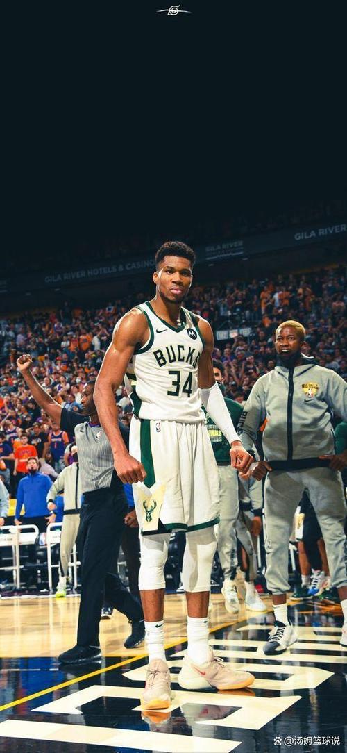 太强了!字母哥开季前4场达成140分50板25助攻 历史首人