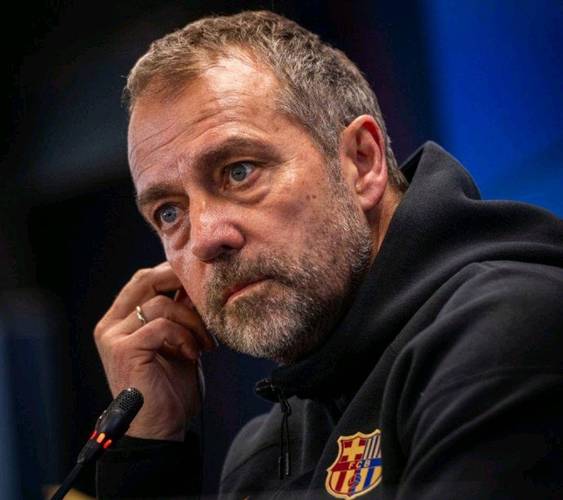 罗马诺:巴萨19岁中场马克斯随一线队训练,弗里克希望他填补空缺