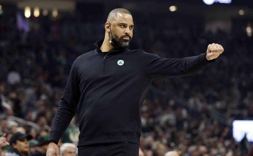 乌度卡：不惊讶普理查德的成长进步 他训练刻苦把握住了机会