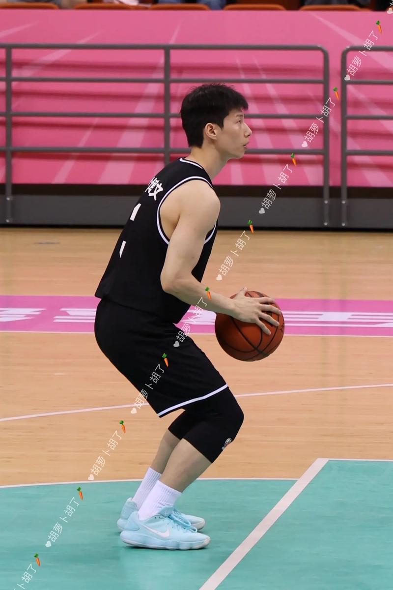 全运会小组赛-北京全运男篮126比83大胜吉林全运男篮43分