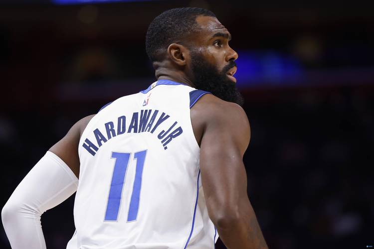 神经刀！小哈达威半场5记三分轰下17分1篮板 次节独得12分